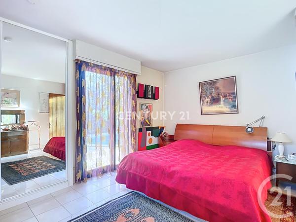 Maison à vendre  7 pièces - 350 m2 AUBAGNE - 13