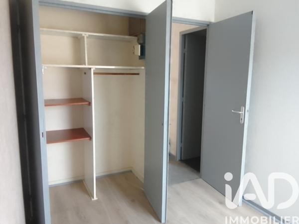 Location appartement 3 pièces 51 m² Chauffailles