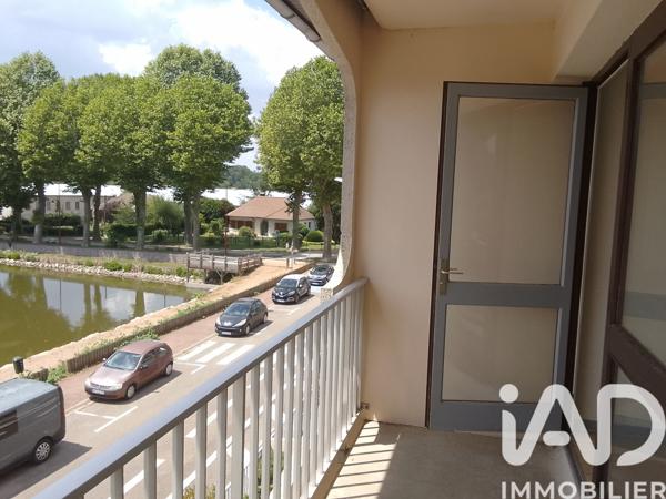 Location appartement 3 pièces 51 m² Chauffailles
