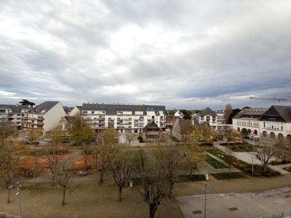 Beau T2 Hypercentre LA BAULE