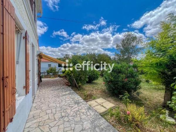 Maison 8 pièces - 208 m² Exclusivité efficity