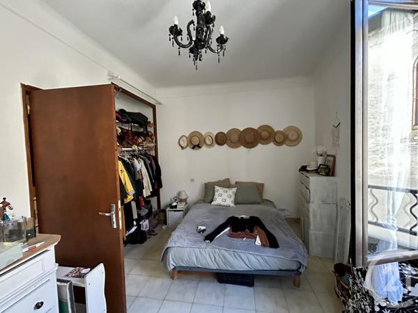 Immeuble à vendre  133 m2 NIMES - 30