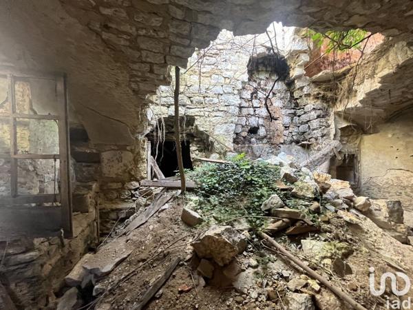 Maison 3 pièces de 135 m² à Berrias-et-Casteljau (07460)