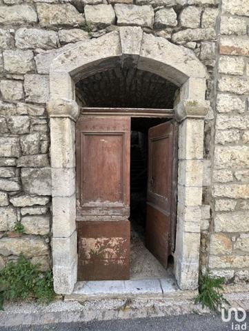 Maison 3 pièces de 135 m² à Berrias-et-Casteljau (07460)