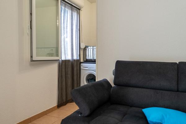 CARCASSONNE – PERIPHERIE Appartement T2 45m² avec terrasse et place de parking privative