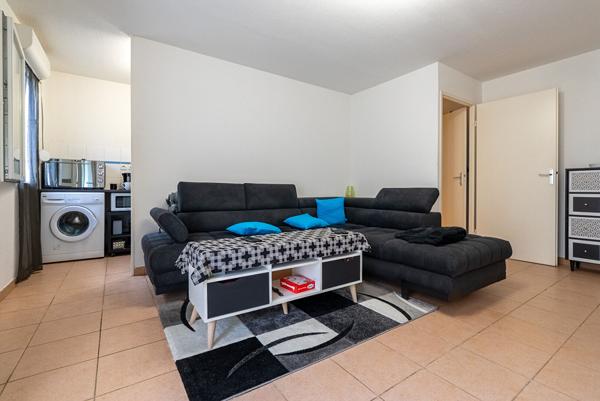 CARCASSONNE – PERIPHERIE Appartement T2 45m² avec terrasse et place de parking privative
