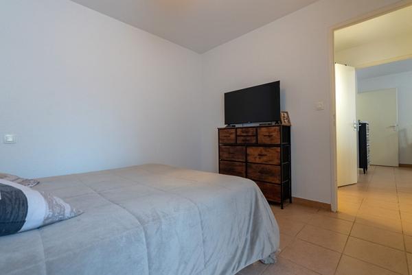 CARCASSONNE – PERIPHERIE Appartement T2 45m² avec terrasse et place de parking privative