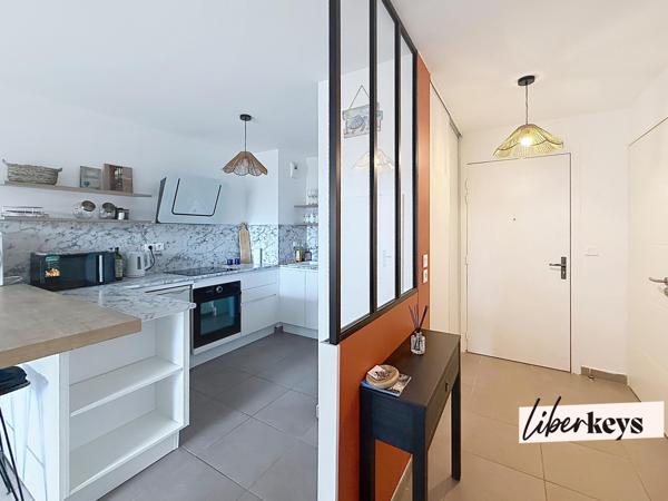 APPARTEMENT T2 avec terrasse + box fermé