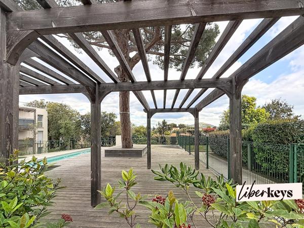 APPARTEMENT T2 avec terrasse + box fermé