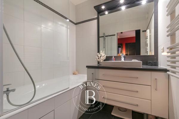 Issy-les-Moulineaux, Appartement 3 Chambres -  95 m² à vendre