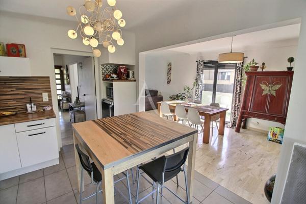 VILLA DE 160 M² DE TYPE F5 SUR TERRAIN 3 FACES AVEC VERANDA ET GARAGE