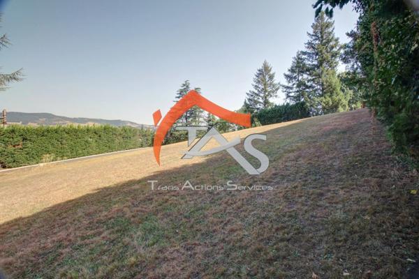 Vente Terrain 900 m2 à Saint-Chamond
