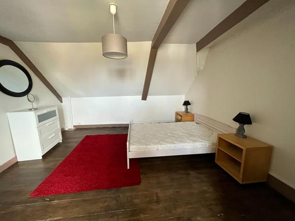A louer Dinan  T2  36m²  environ meublé-3ème étage