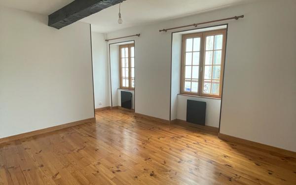 Maison à louer    3 pièces •  Salies-de-Béarn