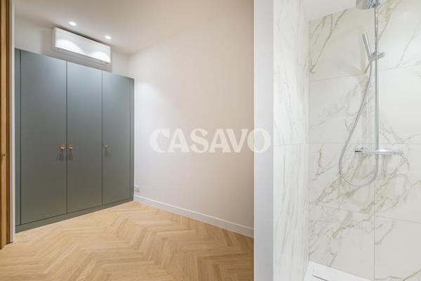 Vente Appartement 2 pièces de 50m² - 75006 Paris