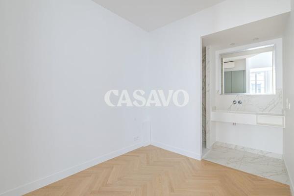 Vente Appartement 2 pièces de 50m² - 75006 Paris