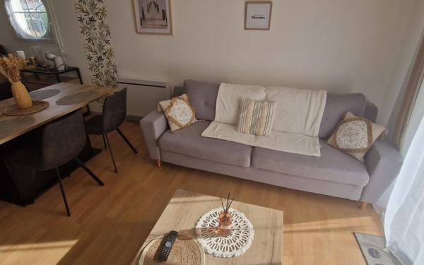 Appartement à louer    2 pièces •  Ploumagoar