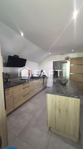 Maison familiale sur Mayet - terrain 1482m²