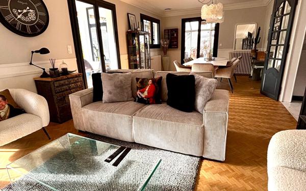 Maison à vendre    5 pièces •  Gelos