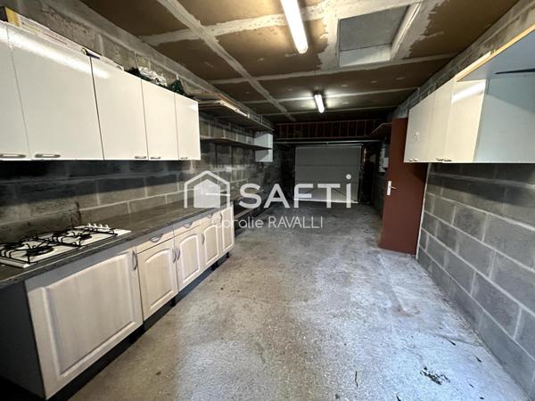 Maison de plain-pied avec jardin, au calme à Nersac