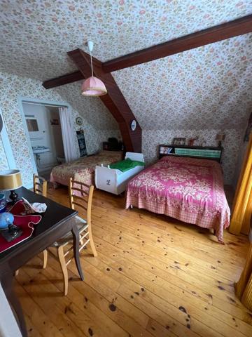 Achat - Maison Chaudes-Aigues 15110 10 pièces 182 m 2 3400 m 2