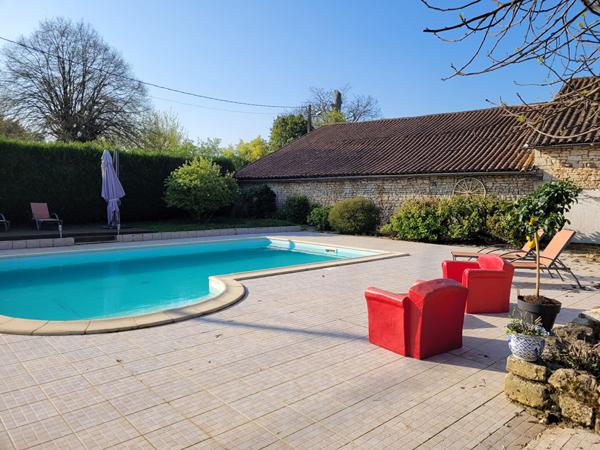 Maison à Pamproux, Pamproux 79800