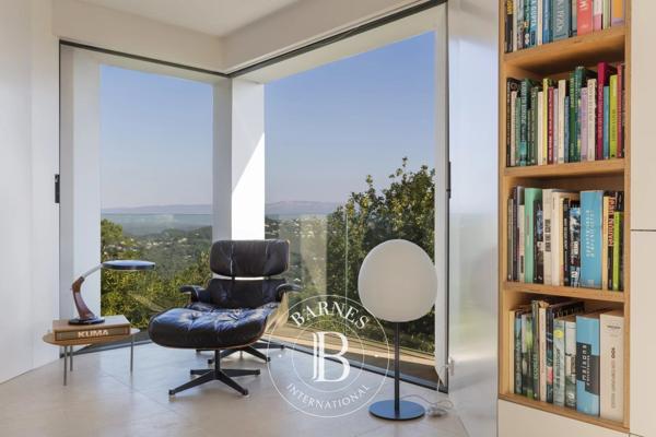 Mandelieu-la-Napoule, Villa 4 Chambres -  129 m² à vendre