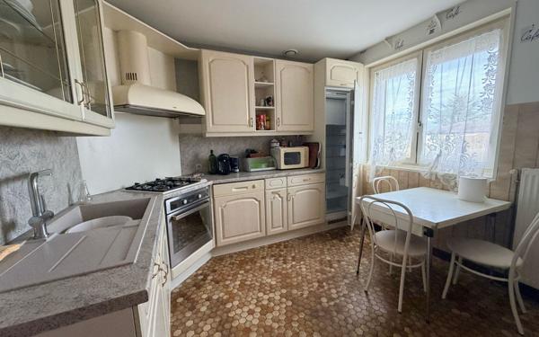 Maison à vendre    5 pièces • 102,30 m2 Behonne