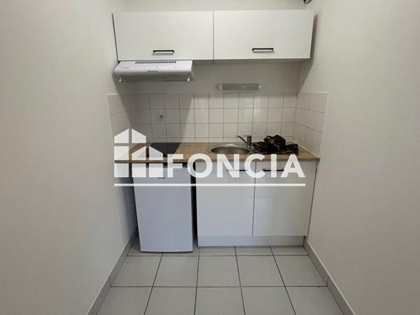 Location Appartement 2 pièces 30.14 m² - 103 AVENUE PASTEUR Angers 49100