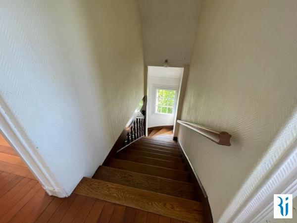 CANTELEU CROISSET MAISON INDIVIDUELLE  - 6 pièces de124 m² avec jardin clos en pente