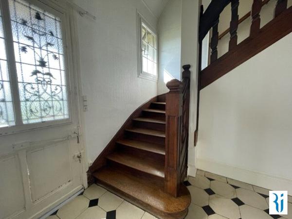 CANTELEU CROISSET MAISON INDIVIDUELLE  - 6 pièces de124 m² avec jardin clos en pente