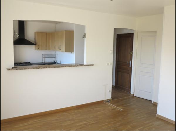 Savigny-sur-Orge (91600) Chambre en colocation à Savigny-sur-Orge.