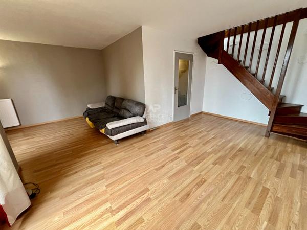 Appartement Cergy 5 pièce(s) 84.86 m2 €241 500 ** - Référence 2220