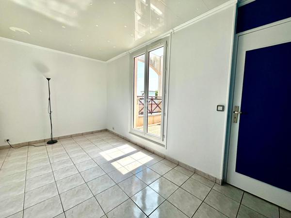 Appartement Cergy 5 pièce(s) 84.86 m2 €241 500 ** - Référence 2220