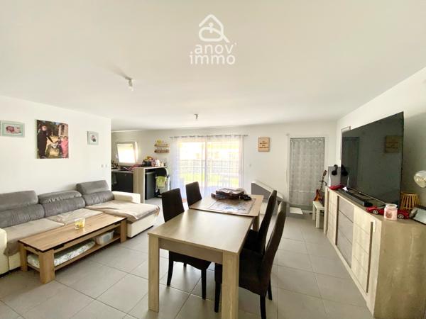Maison
                                                                                                                                                                                                                                                                                                                        5 pièce(s)                                                                                                                                                                                                          4 chambre(s)                                                                                                                                                                                                          96  m²