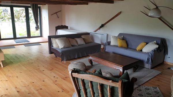 Propriete à vendre à Champs-sur-Tarentaine-Marchal dans le Cantal (15270), ref : M36