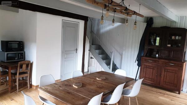 Propriete à vendre à Champs-sur-Tarentaine-Marchal dans le Cantal (15270), ref : M36