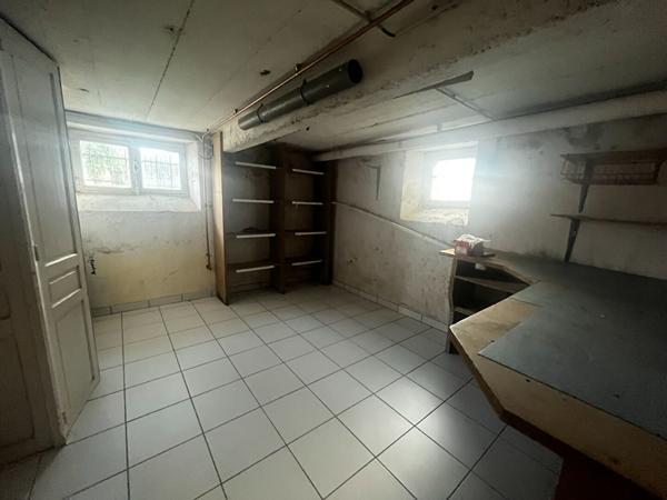 Maison de Maitre à Vittel 8 pièce(s) 155 m2