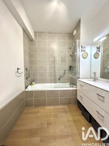 Location appartement 4 pièces 97 m² La Rochelle