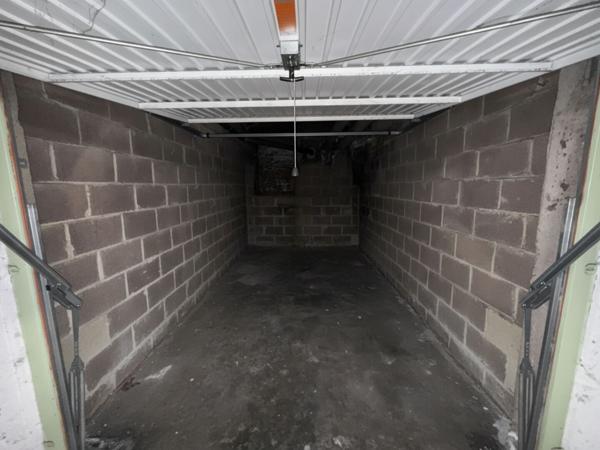 Garage Fermé - Rue des Stations