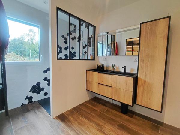 Maison à ALENCON, 61000 - 6 pièces 158m²