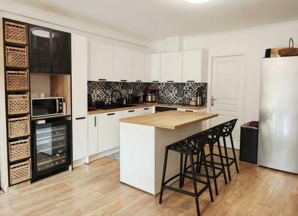 Appartement 5 pièces 144m² à vendre à Gex 01170