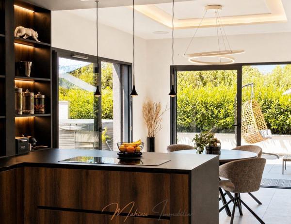Maison 5 pièces 133m² à vendre à Saint-Genis-Pouilly 01630
