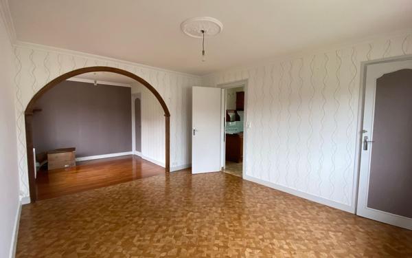 Maison à vendre    3 pièces •  Argentan