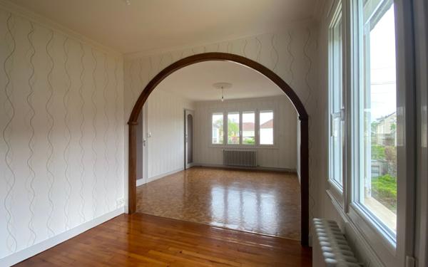 Maison à vendre    3 pièces •  Argentan