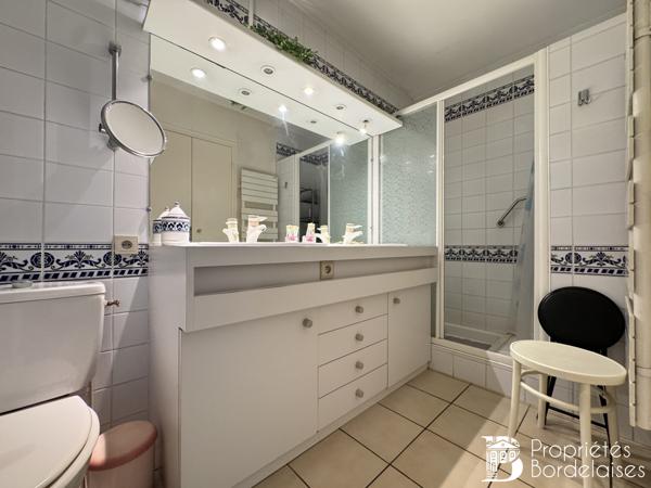 Maison d'architecte 213 m² - 5 ch - jardin, garage double - Le Bouscat