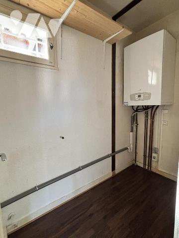 Corenc, maison de composé de 2 logements divisés