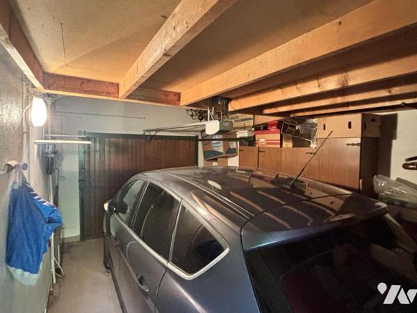 Corenc, maison de composé de 2 logements divisés