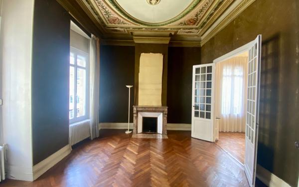 Maison à vendre    8 pièces • 164 m2 Bordeaux