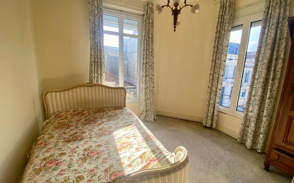 Maison à vendre    8 pièces • 164 m2 Bordeaux